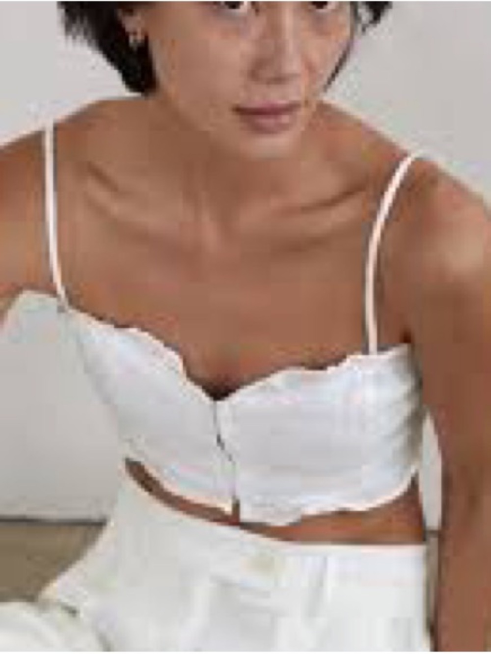 Wilfred | Aritzia Ohora Cropped White Ruffle Bandeau Bralette Size Medium